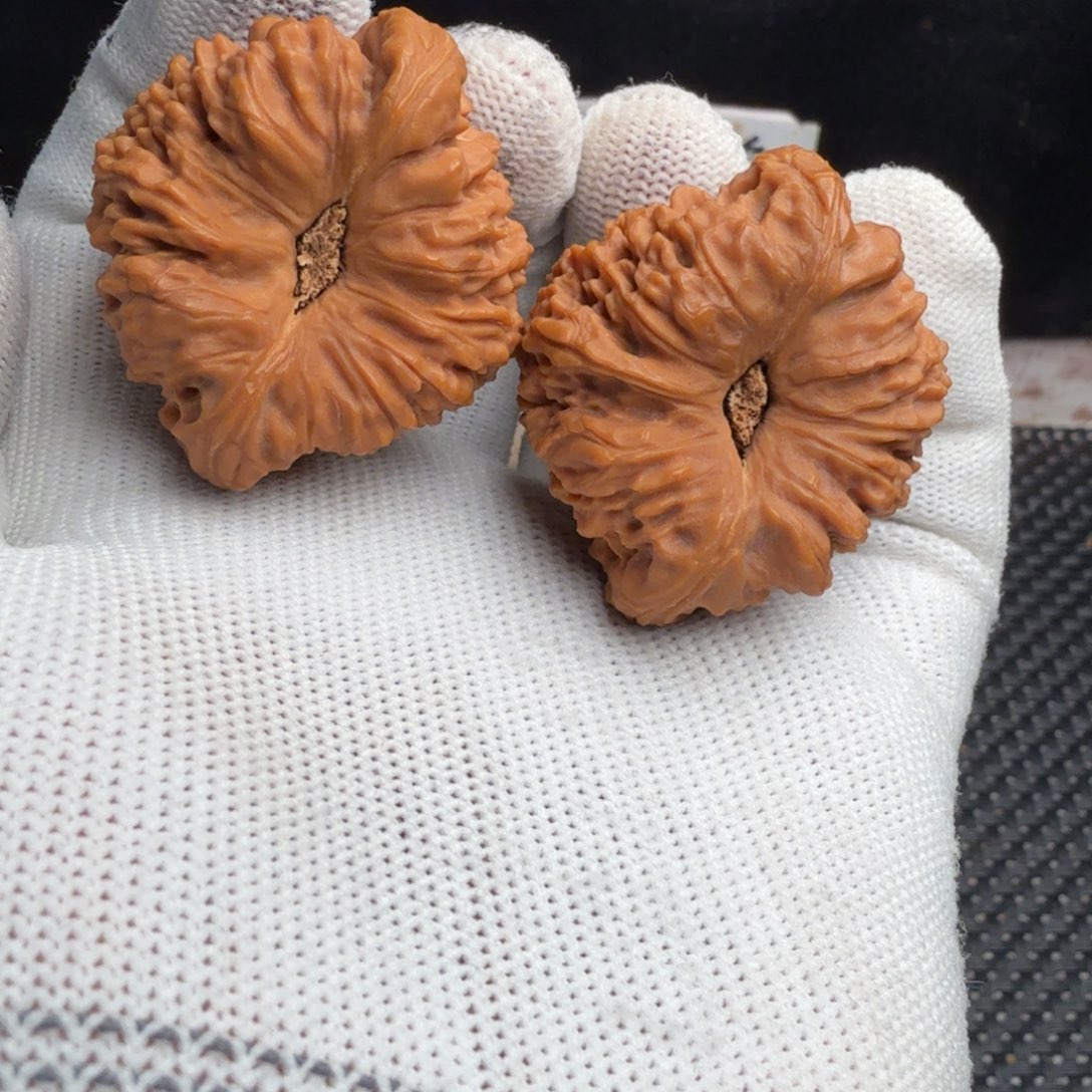 苏***苏核桃手串/手链南疆核桃啊啊啊啊