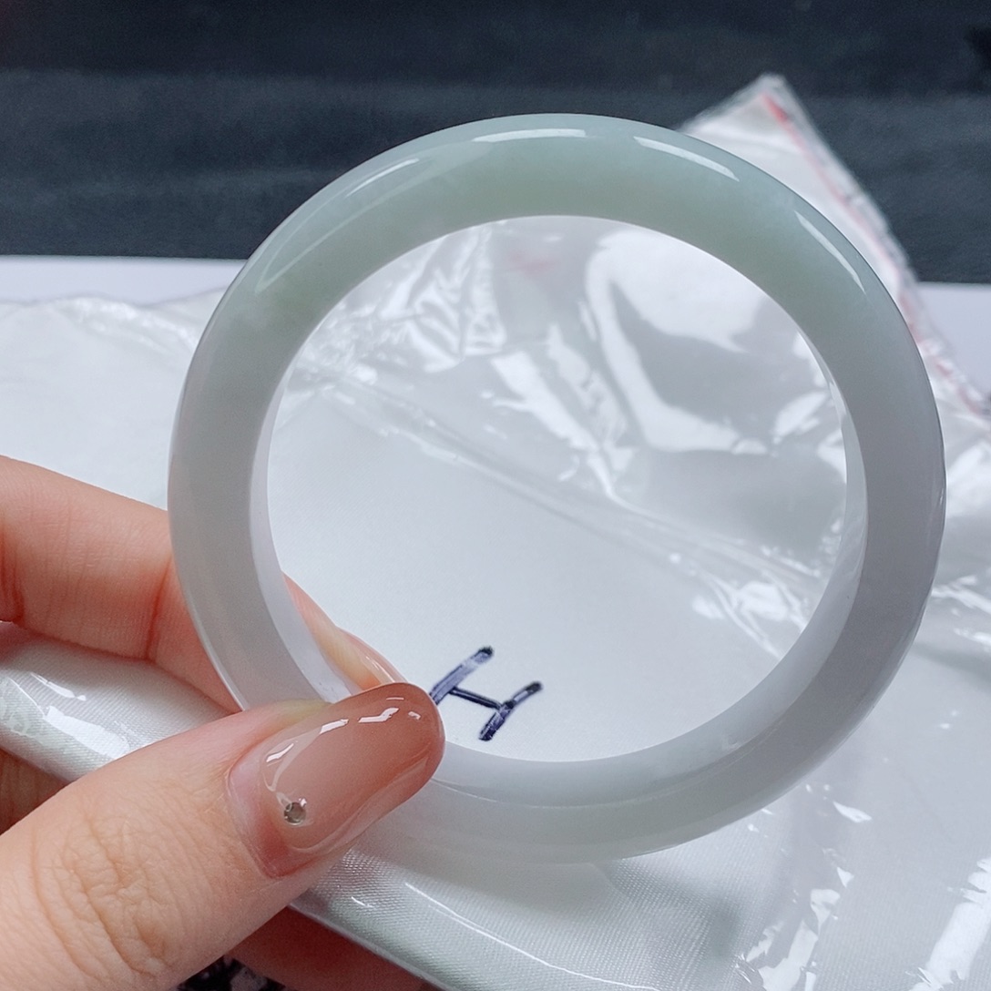【闪购商品】未镶嵌手镯翡翠529号