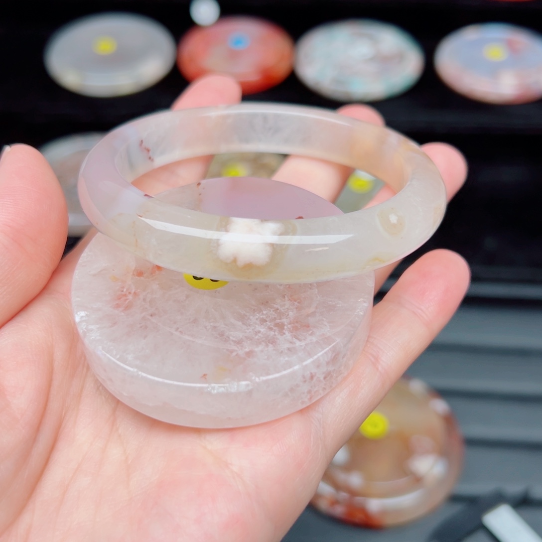 *****手镯玛瑙/玉髓未镶嵌60