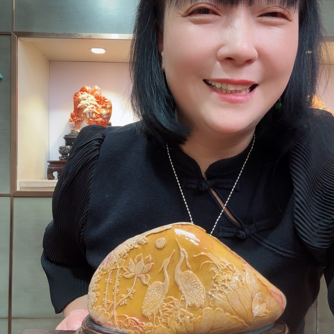 寿山石青***术昌化田黄摆件