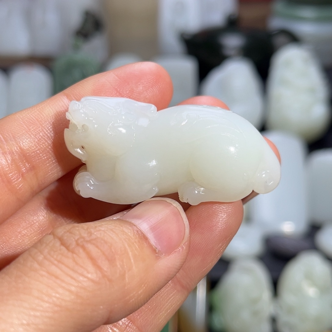 和田玉吊坠(赠链)未镶嵌