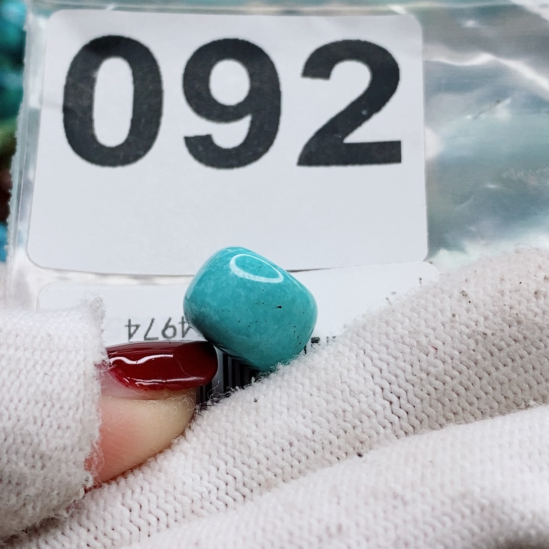 绿松石颈饰未镶嵌