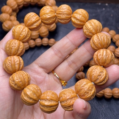 猴头核桃吊坠轩*博17g j h f g n