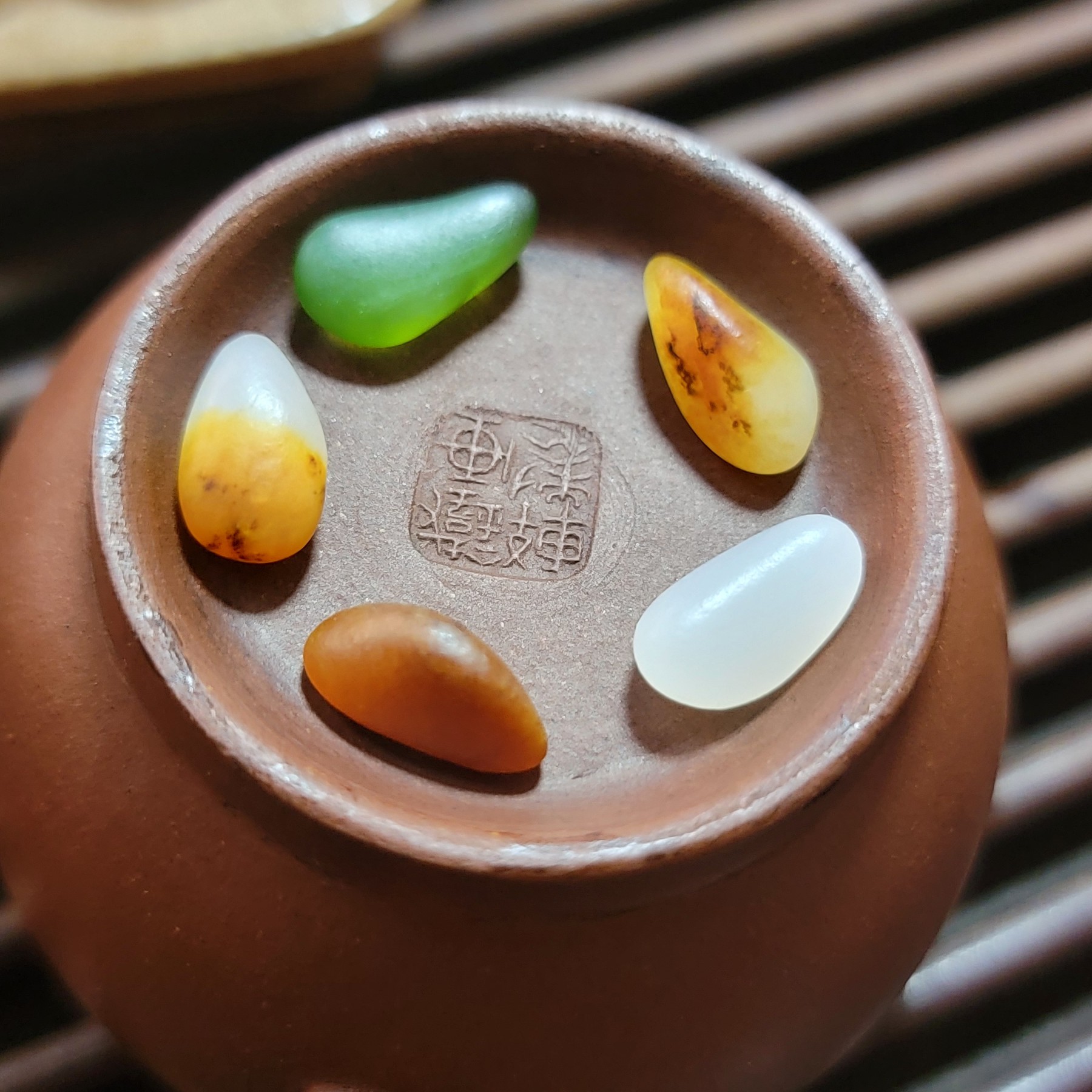 天然籽石原石随型观赏收藏价值高的佳品