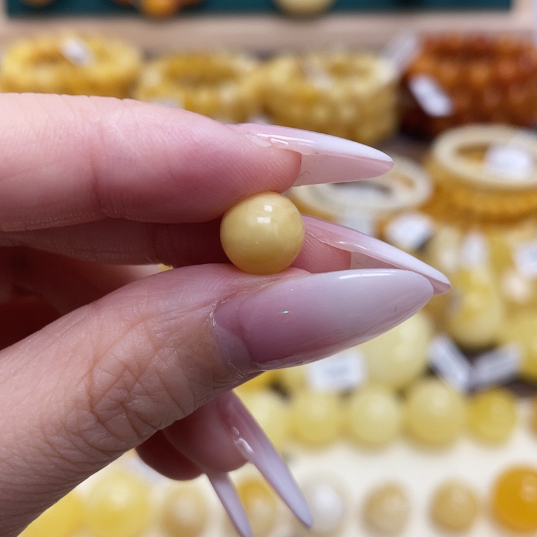 蜜蜡未镶嵌珠宝奇石9mm瑕疵