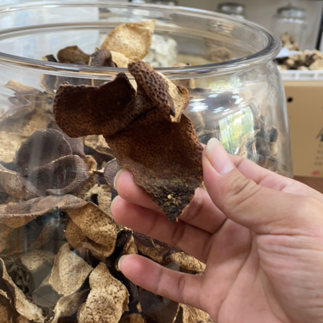 【角皮】2017东甲圈枝大红断皮天然生晒自然陈化干仓老陈皮新会陈皮