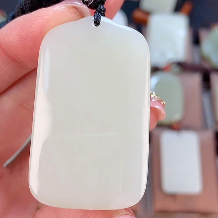 【闪购商品】和田玉颈饰未镶嵌