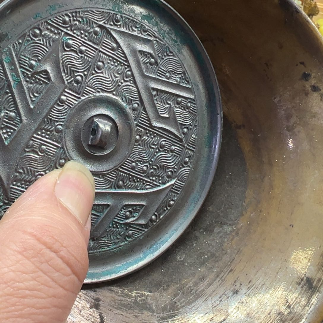 瓷片田**型瓷器制作工艺等方面