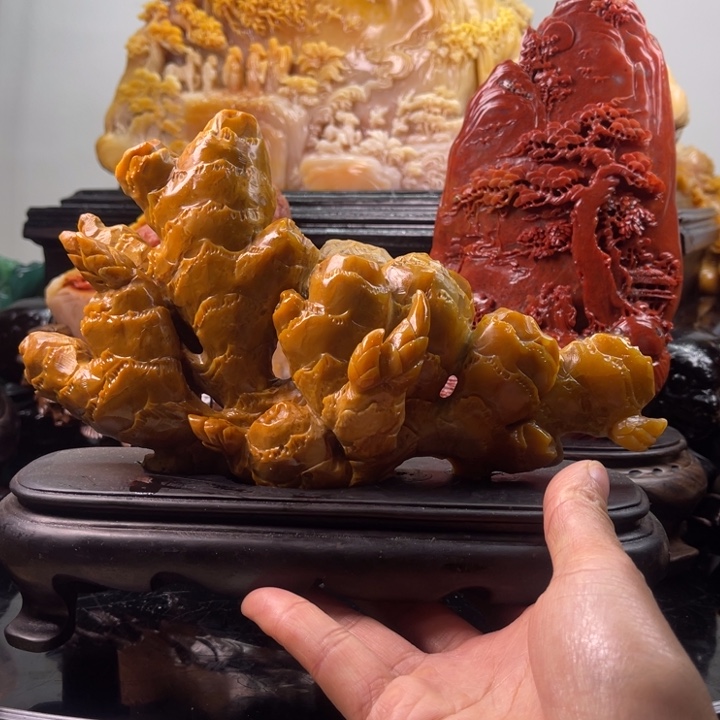 寿山石一片江山摆件