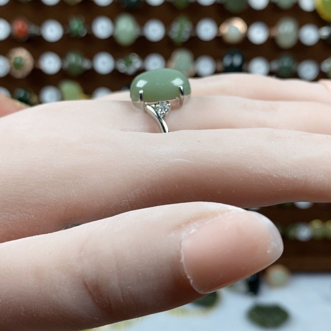 和田玉（青玉）戒指合金