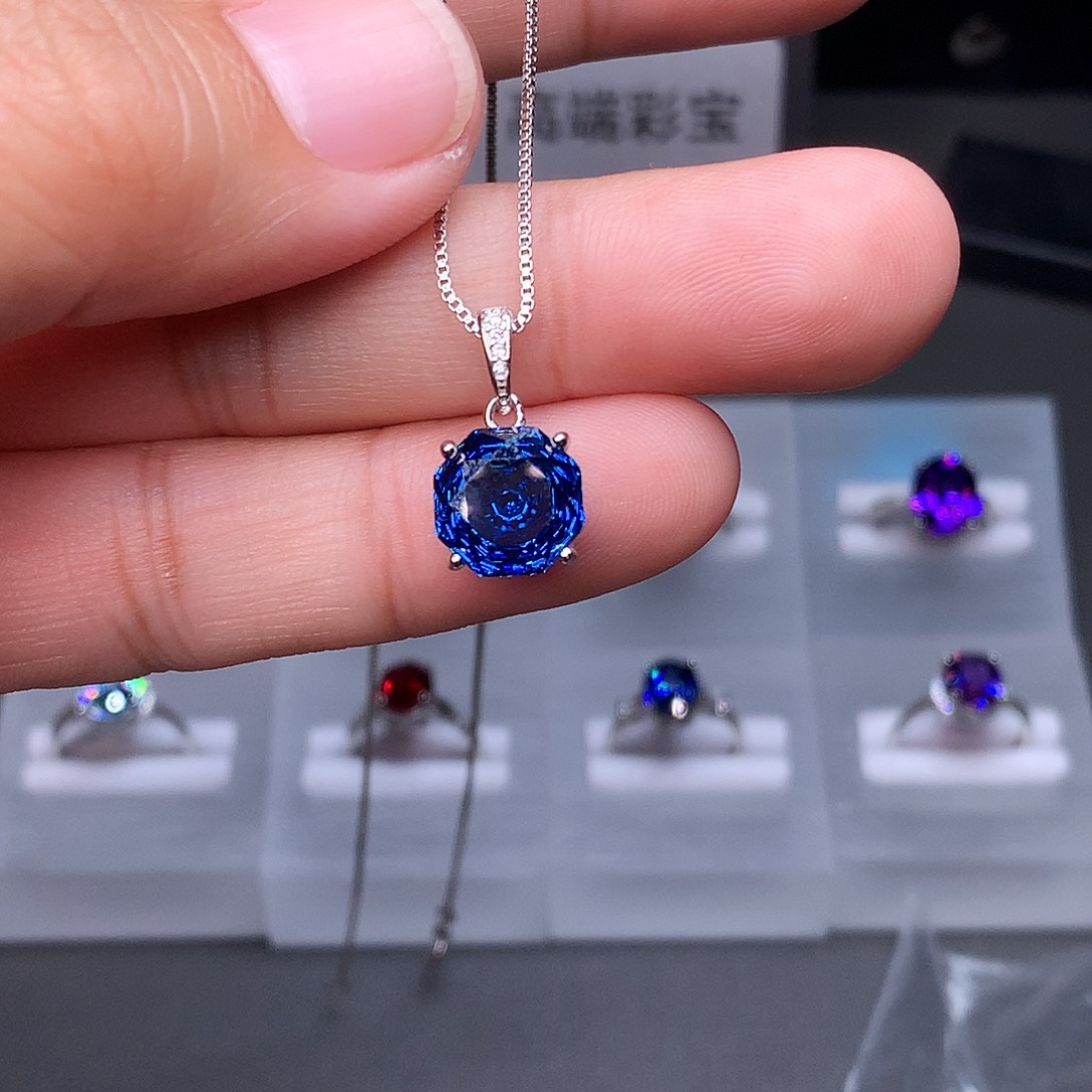 颈饰银S925镶嵌碧玺