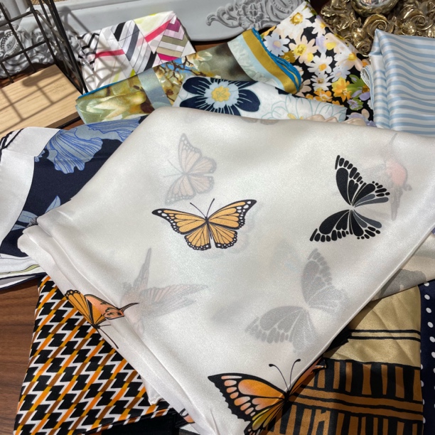 A601-650）百搭柔软丝巾花丝花色白色