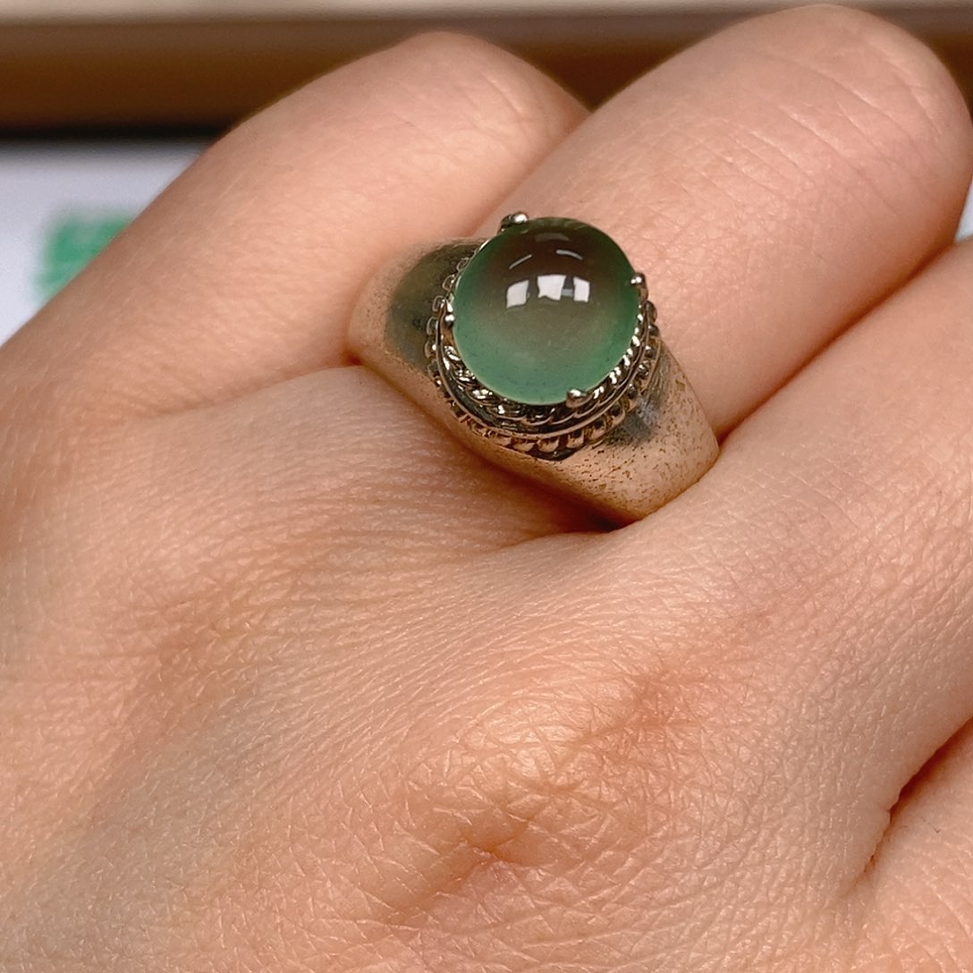 翡翠戒指未镶嵌翡翠
