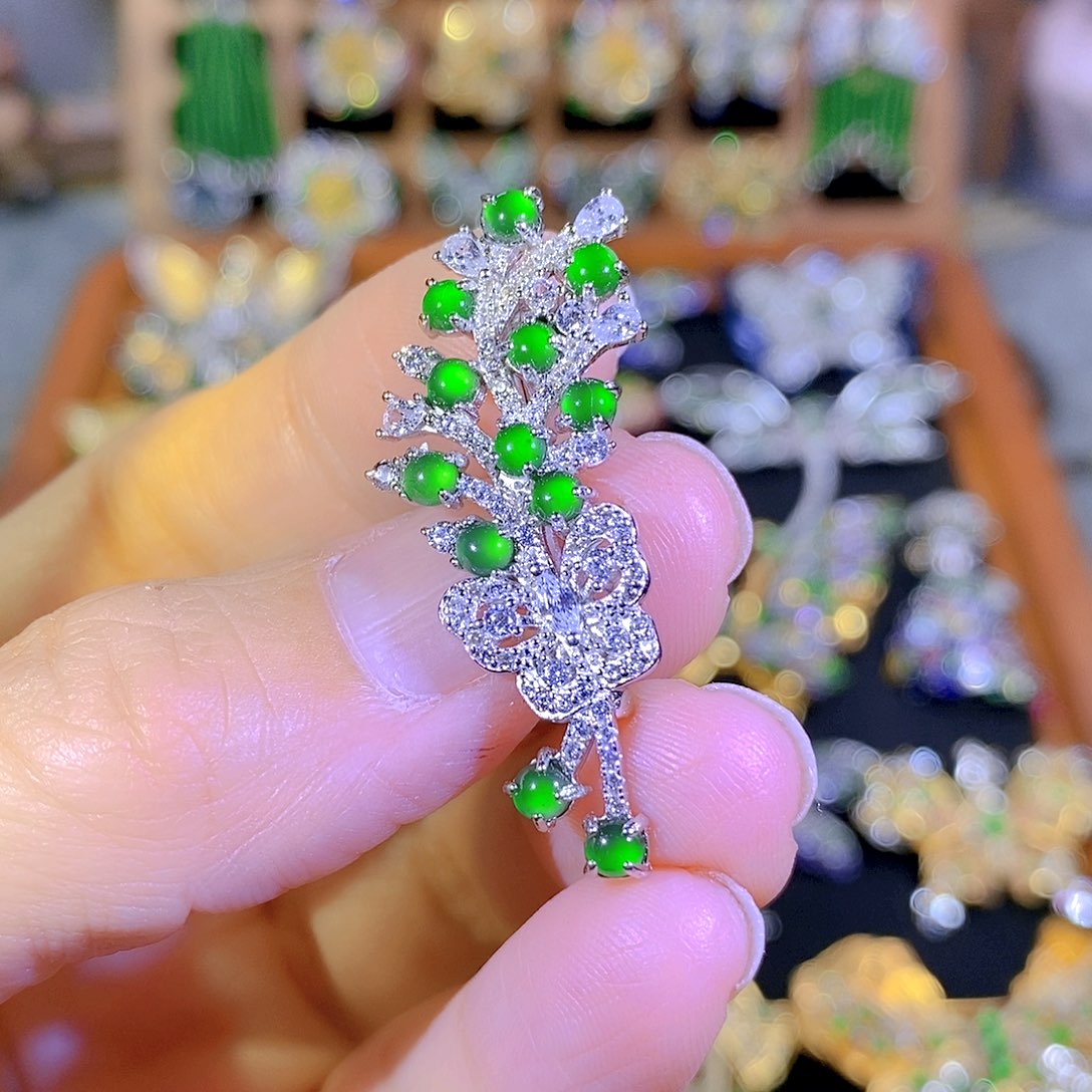 吊坠(不含链)银S925镶嵌翡翠