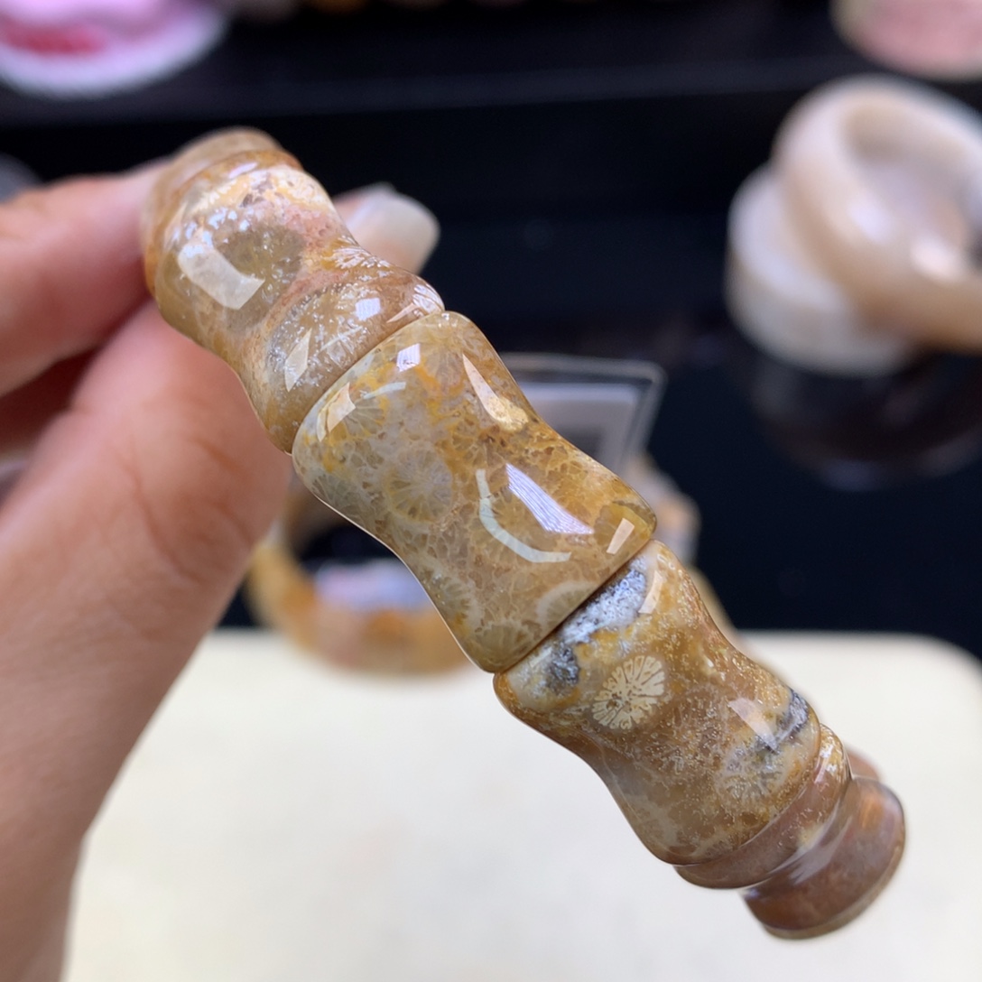 硅化珊瑚（珊瑚玉）未镶嵌颈饰五折竹节（3号）