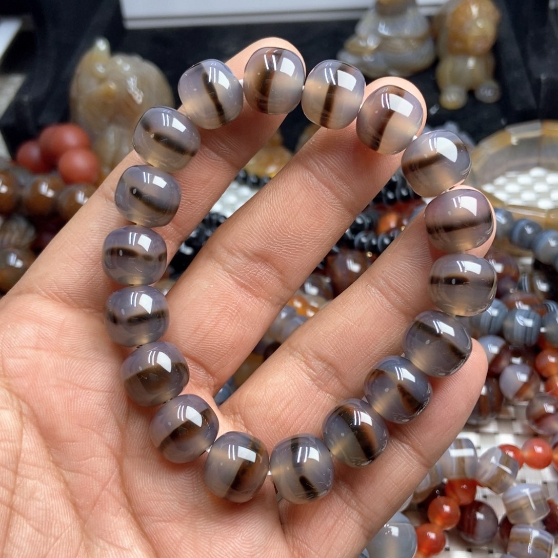 玛瑙/玉髓手串未镶嵌