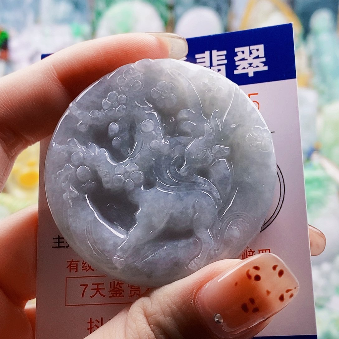 吊坠(不含链)未镶嵌翡翠