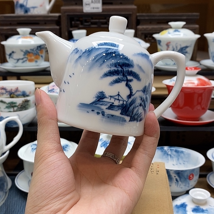手绘山水茶壶140cc釉下彩微瑕福利款