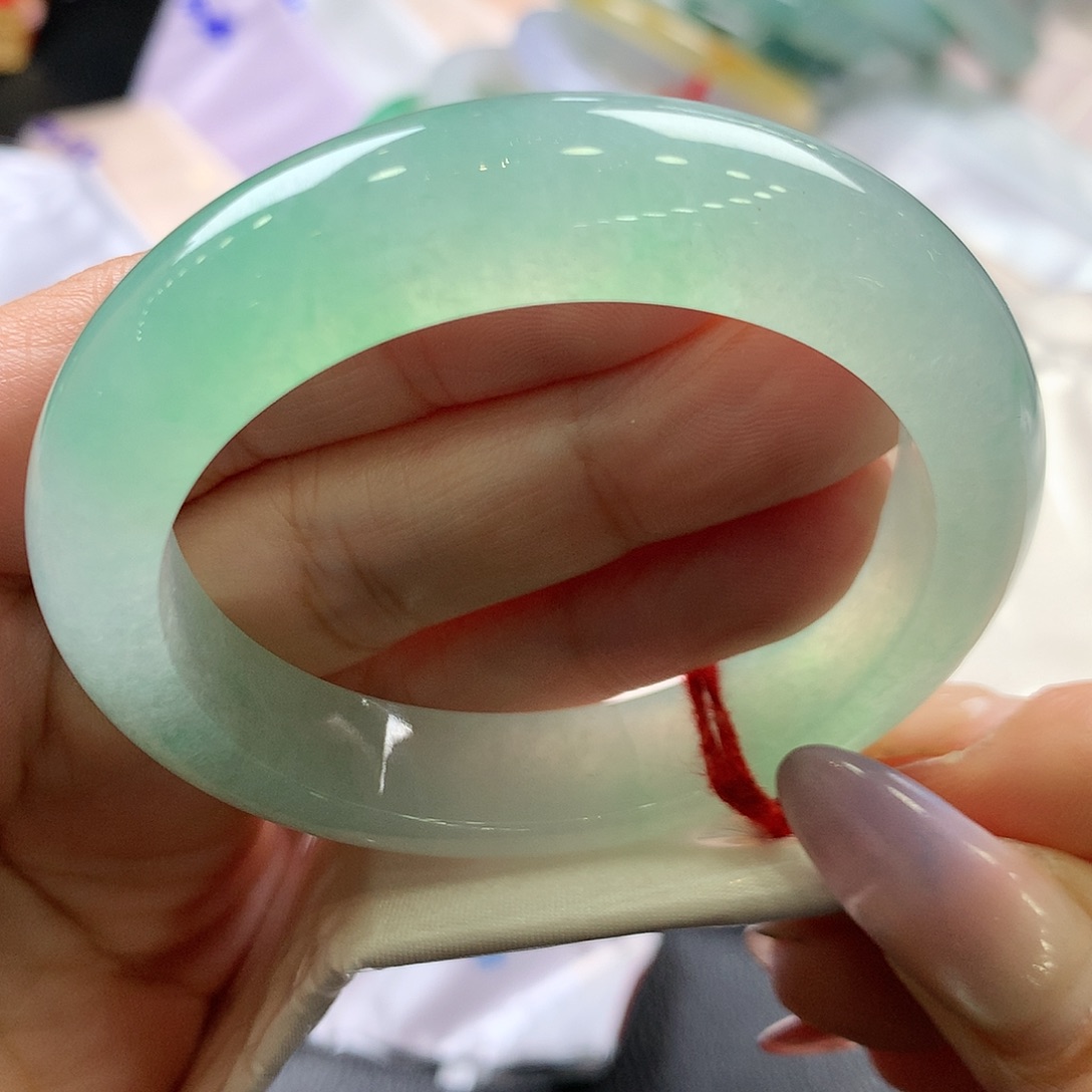 翡翠未镶嵌手镯51.5正冰甜绿大漏