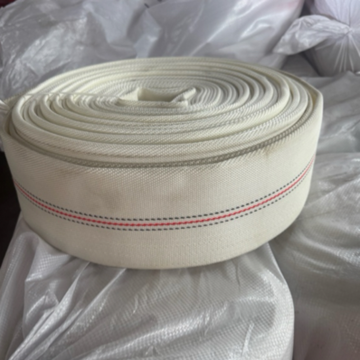 3寸20压24米到25米麦田浇灌高压防爆喷灌专用水带