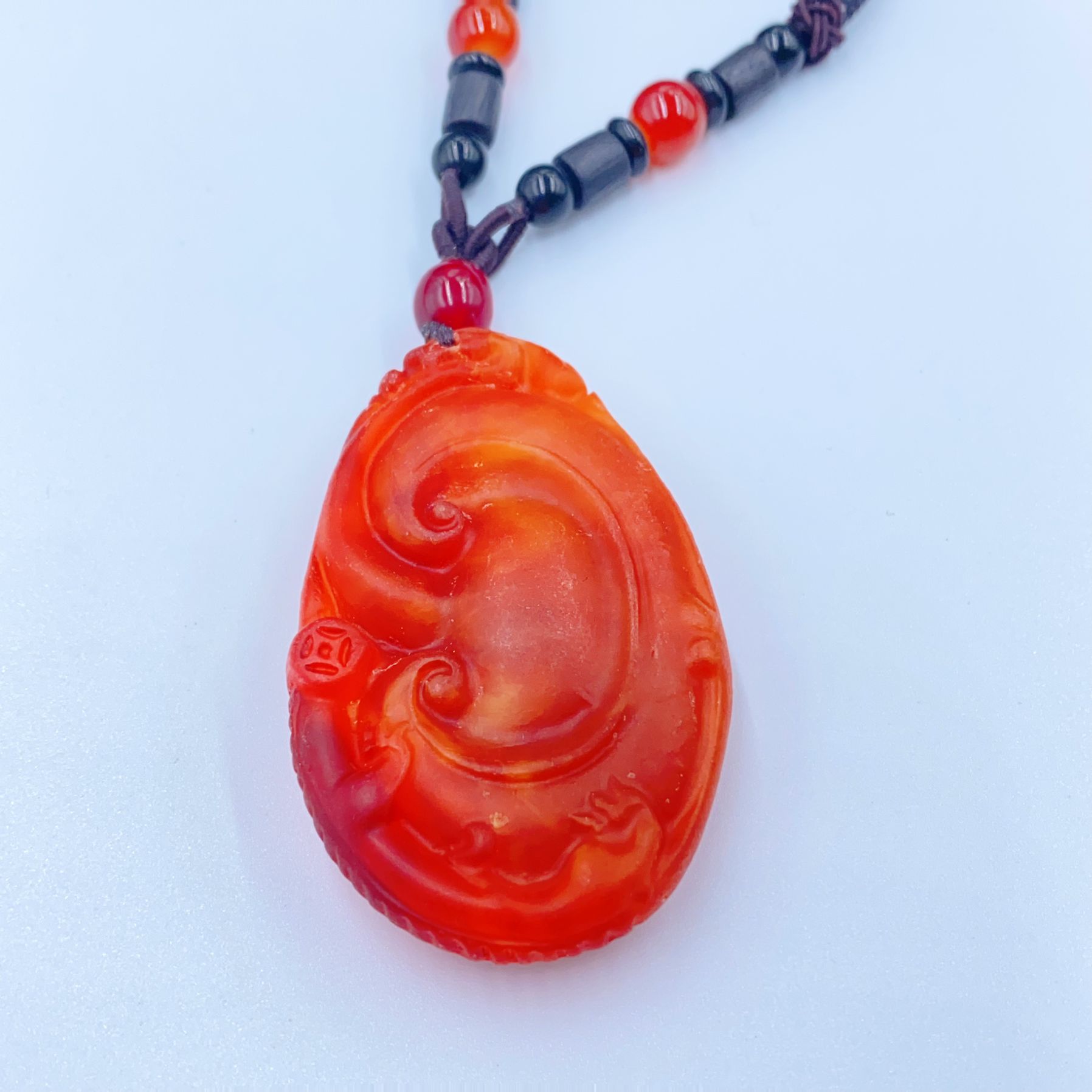 SZ27精美元宝吊坠双面雕刻65*40mm多样性发货