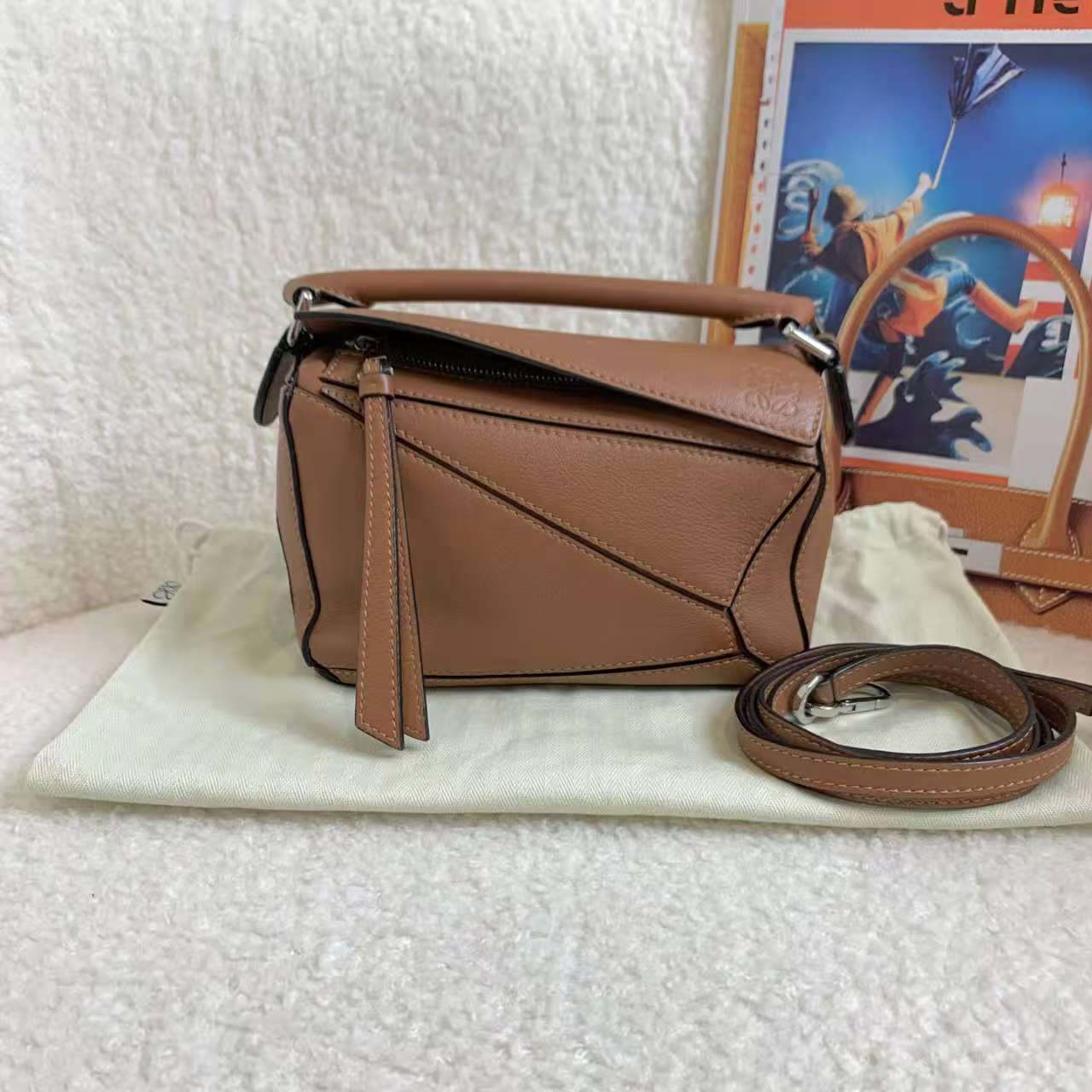 95新 LOEWE/罗意威 几何包/98572358/12期免息/代卖服务