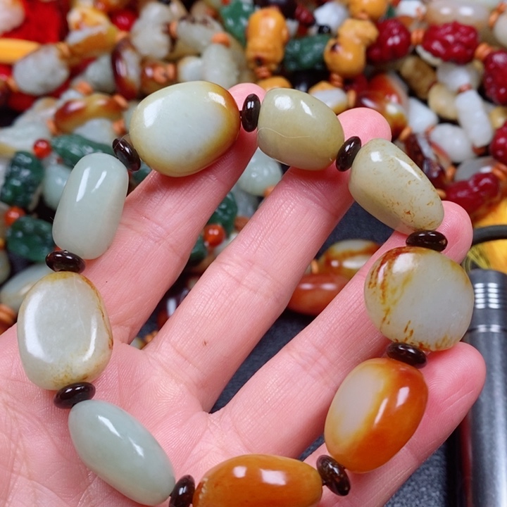 和田玉手链未镶嵌