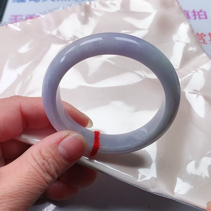 翡翠手镯未镶嵌翡翠123