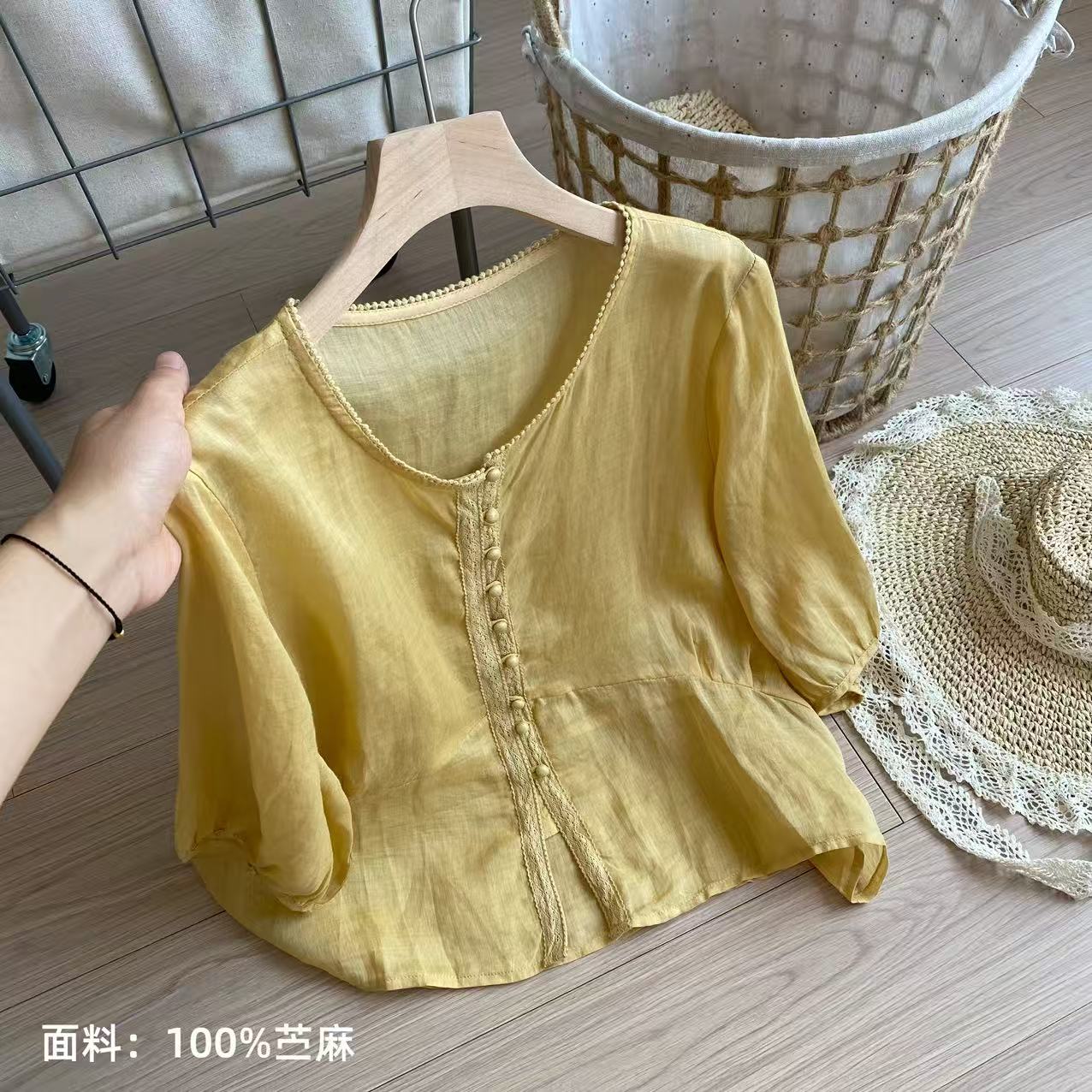 小柒家A0410-夏季薄款设计感刺绣苎麻衬衫女气质花边领开衫上衣