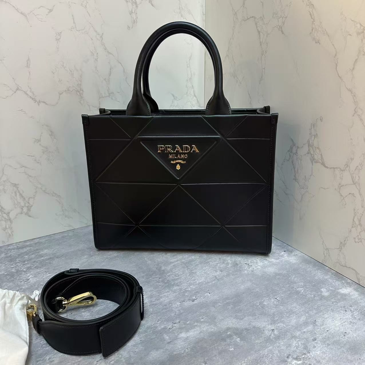 95新 Prada/普拉达 乱乱子中古/女士/单肩包/107572