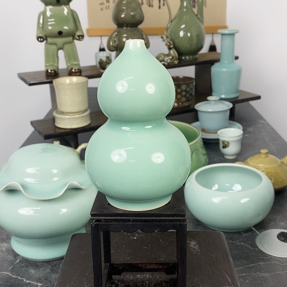 龙泉青瓷摆件葫芦瓶