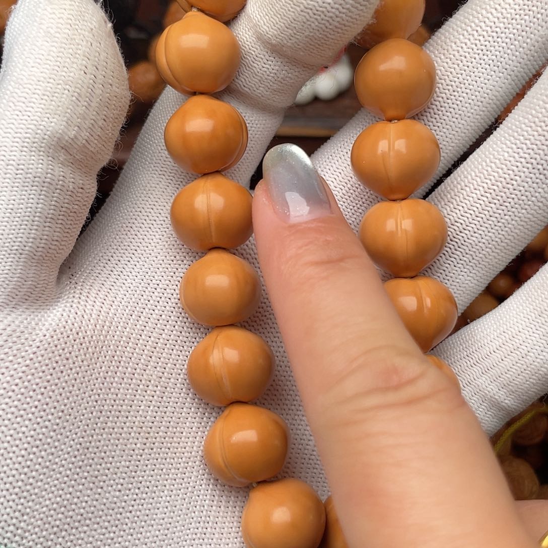 吊坠猴头核桃屁桃