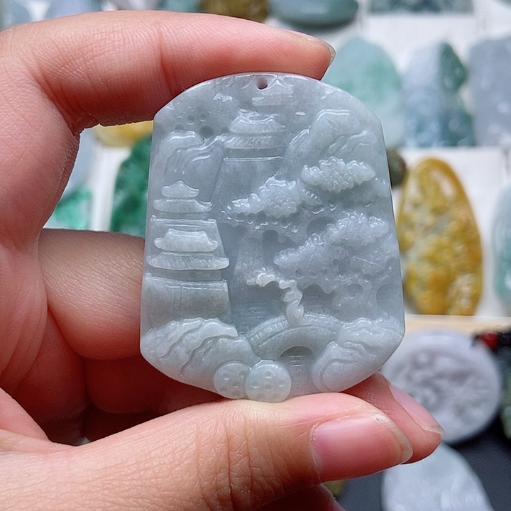 翡翠未镶嵌颈饰翡翠