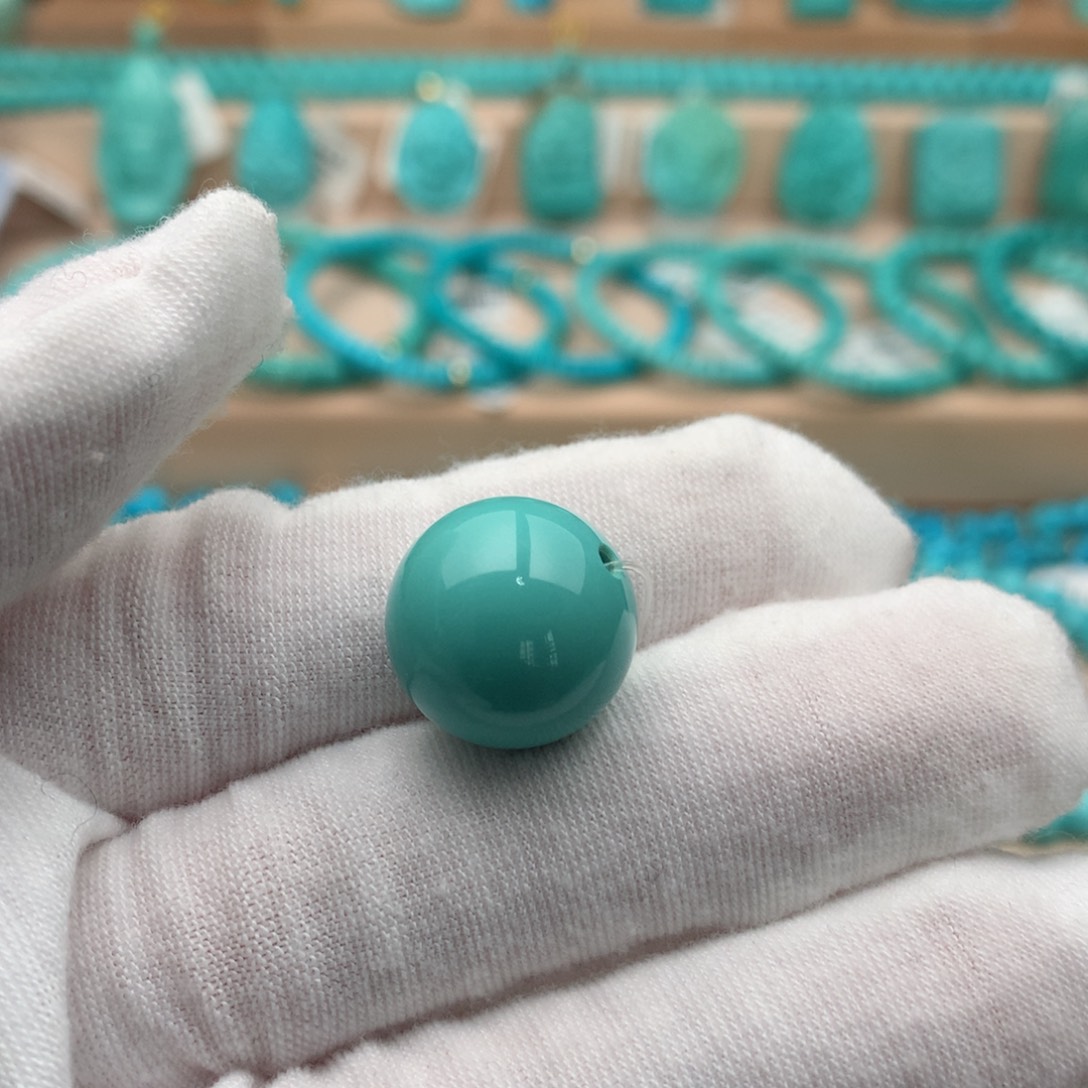 绿松石未镶嵌珠宝奇石15.8mm