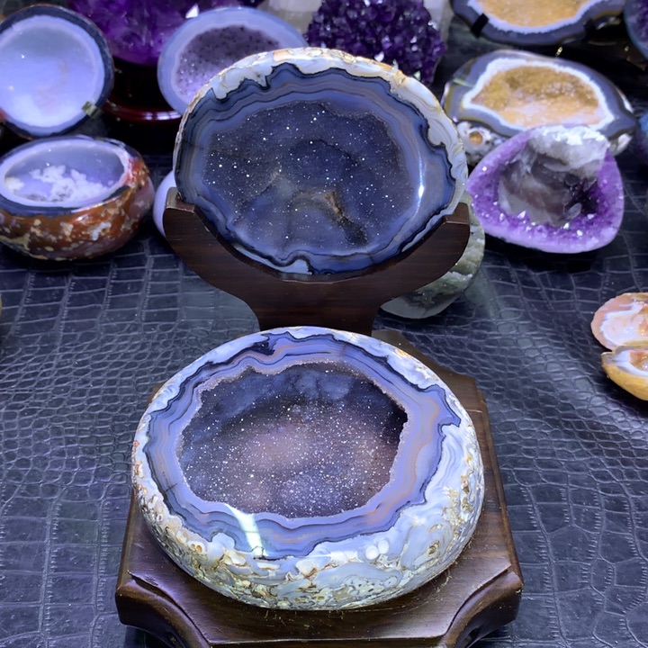 水晶福利彩晶蓝盆未镶嵌