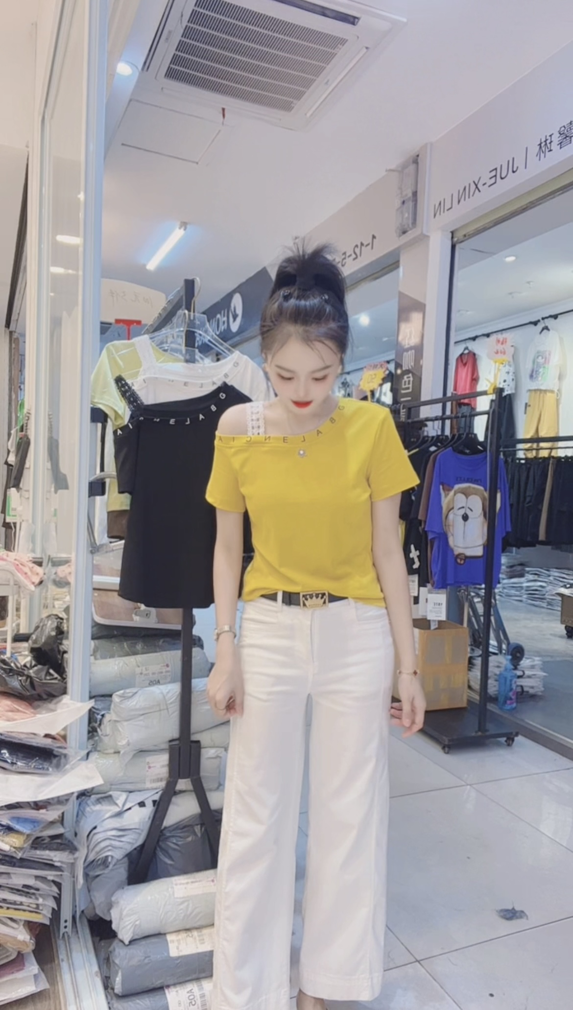 【小玉】2025夏季新款露肩百搭显瘦设计感潮流上衣