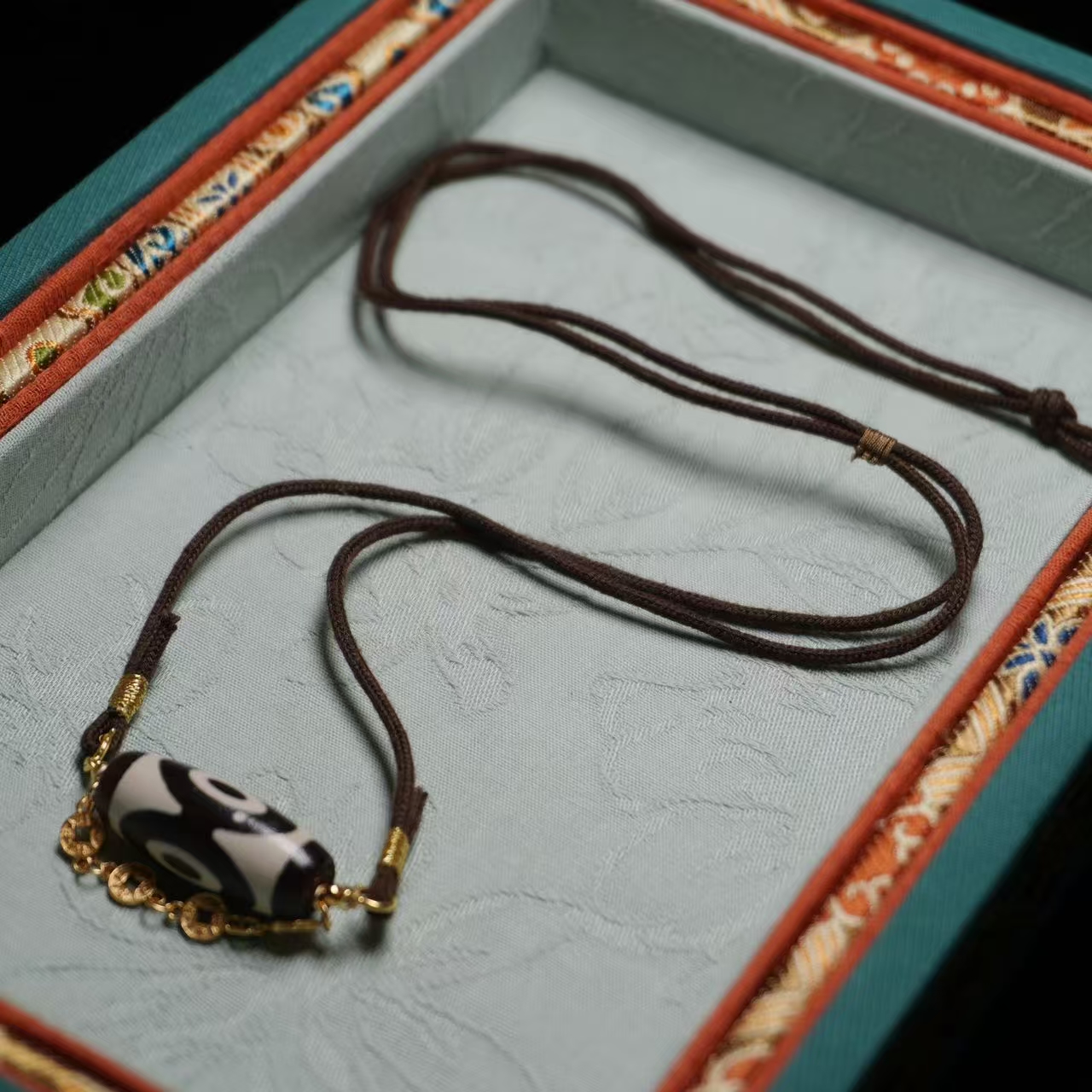 A1718 玛瑙银S925镶嵌 天珠 黑白天珠颈饰