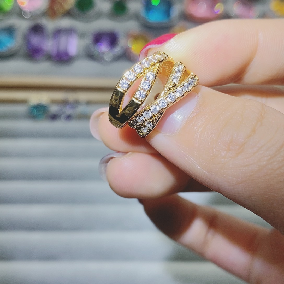 【闪购商品】托帕石耳饰银S925镶嵌