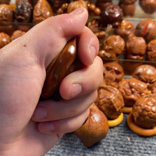 橄榄核吊坠独款三面