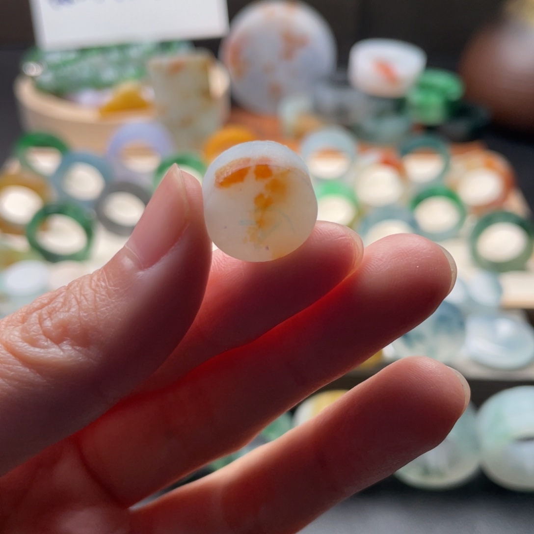 定制翡翠未镶嵌翡翠