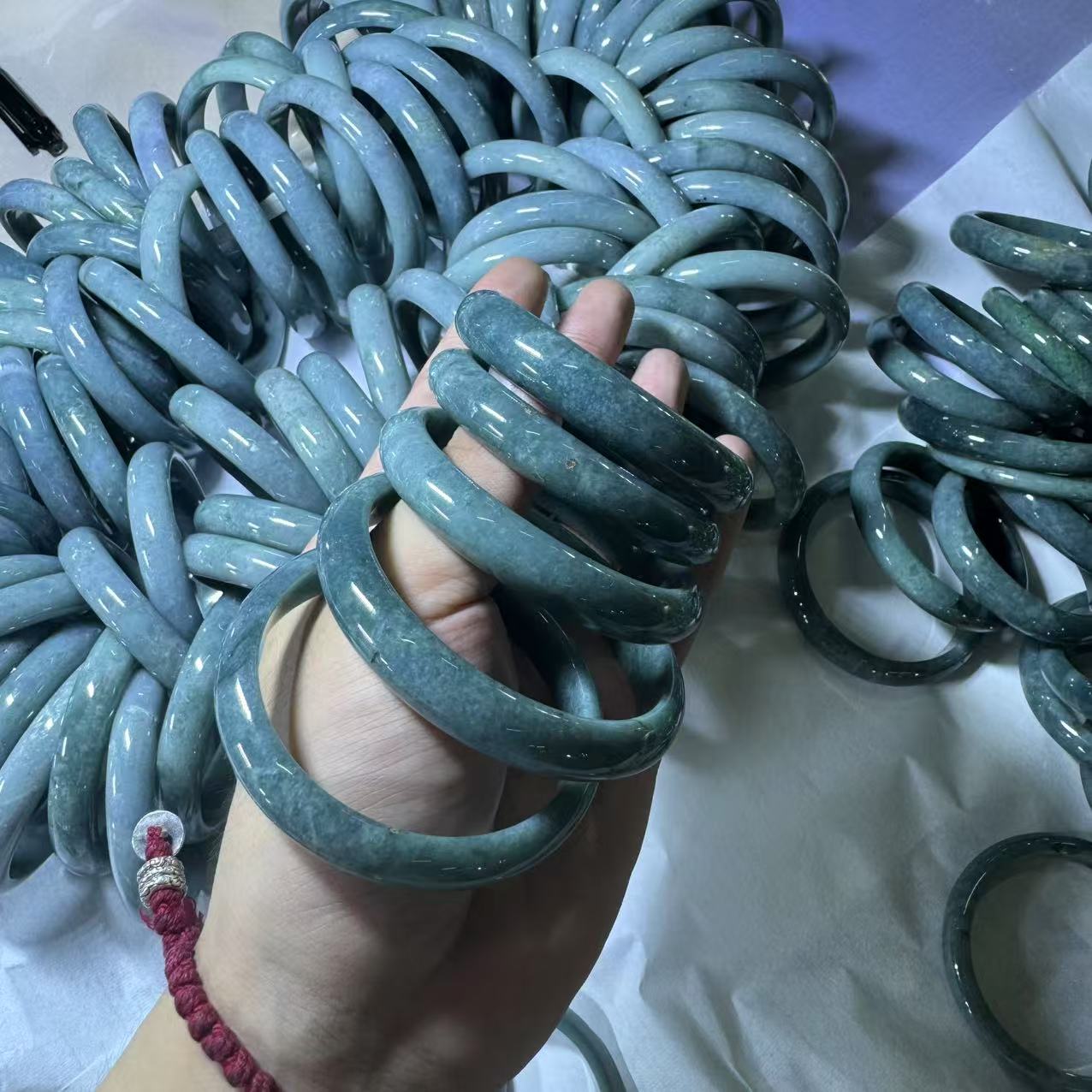 天然A货翡翠手镯-多样性发一