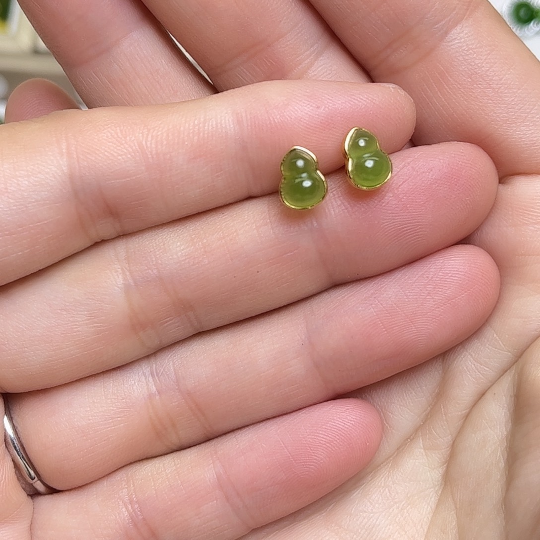 和田玉银S925镶嵌耳饰