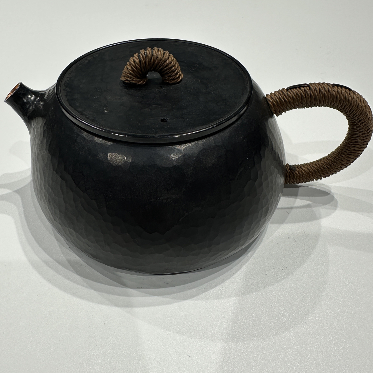 非物质文化遗产手工艺品，纯紫铜300毫升功夫茶壶