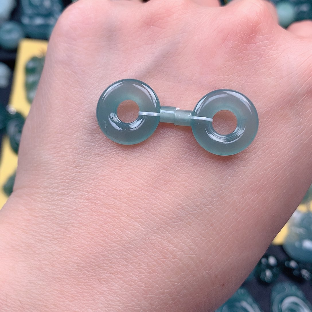 翡翠吊坠(不含链)未镶嵌吊坠