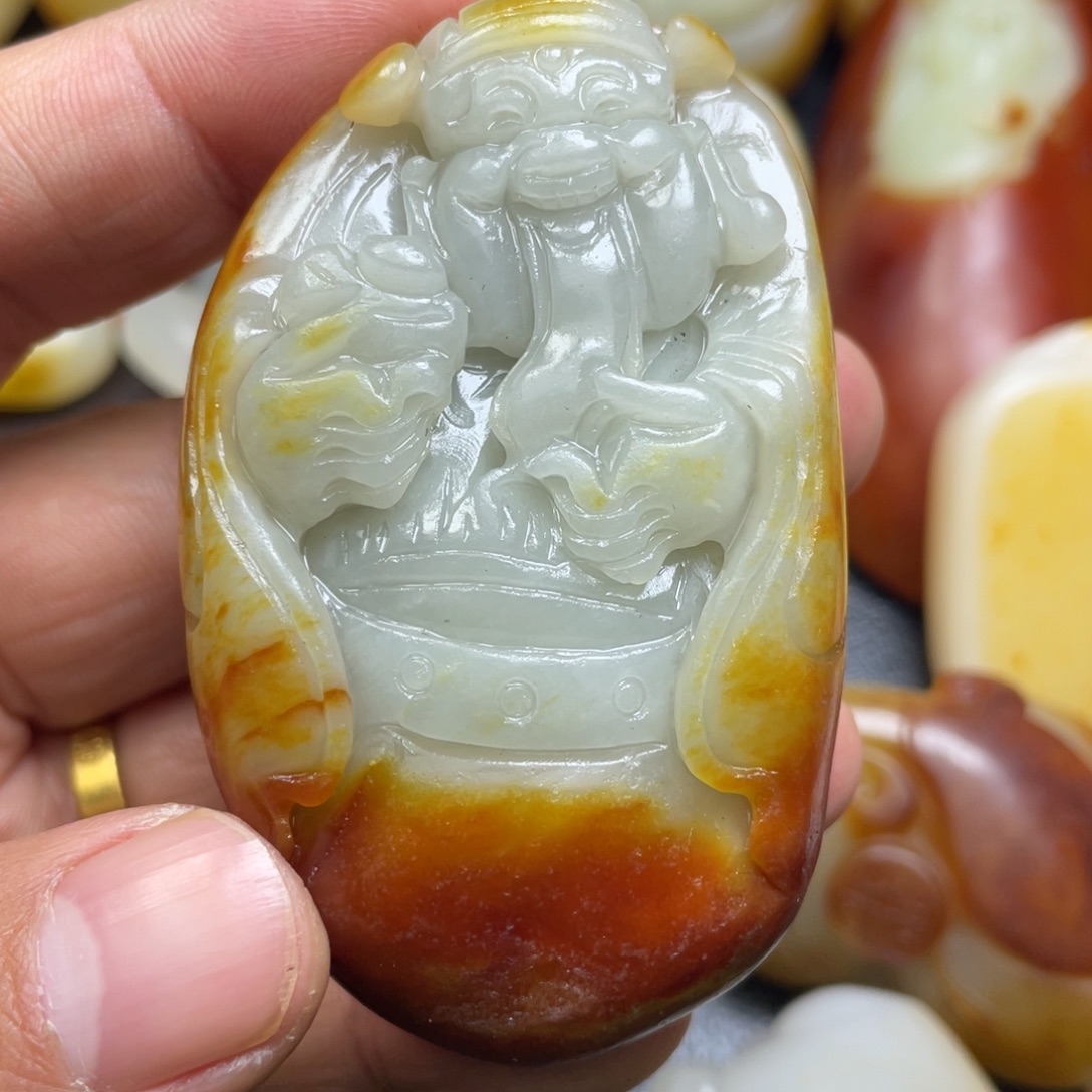 和田玉未镶嵌挂件