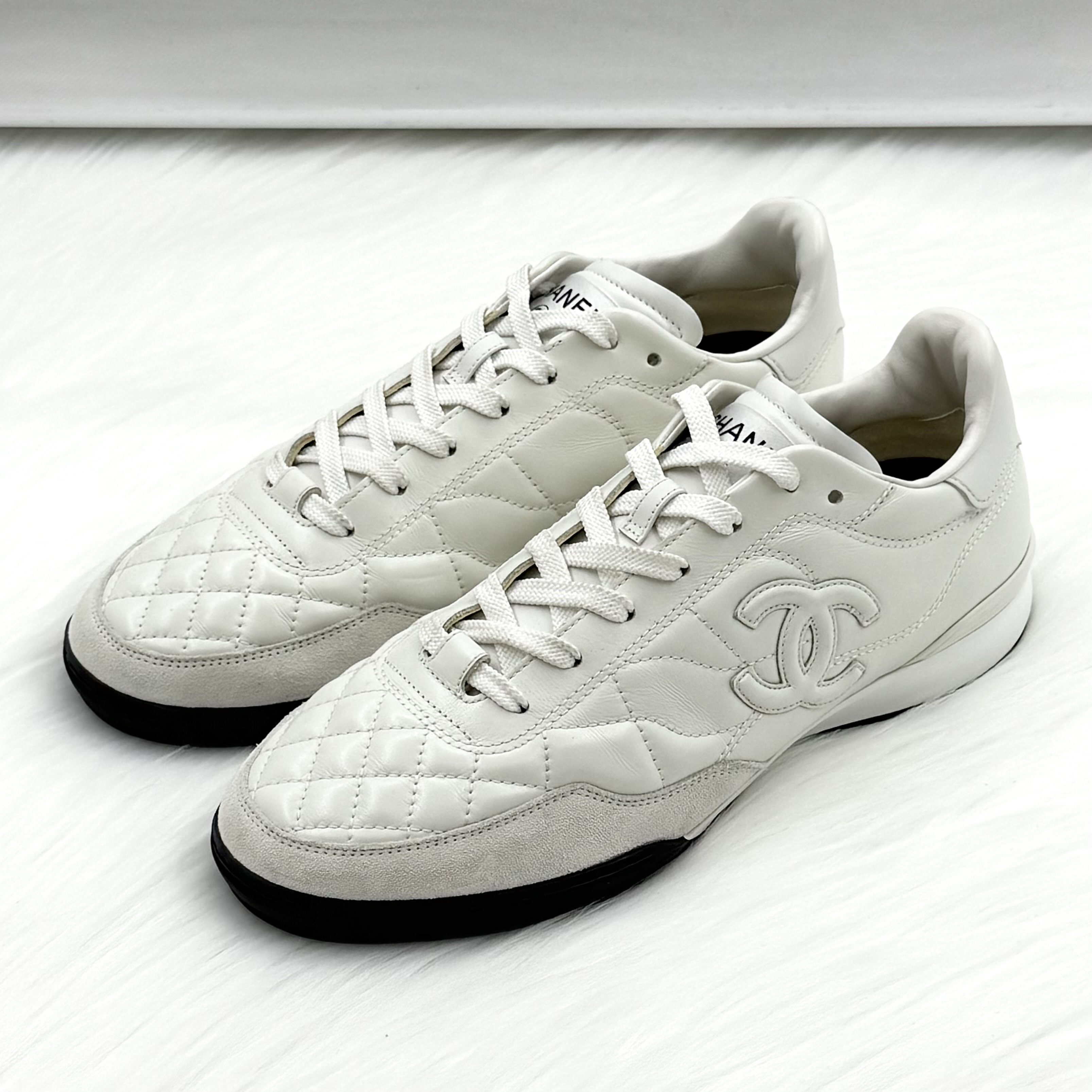 99新 Chanel/香奈儿 25S·双c羊皮德训鞋 39码 公价1.2w x196