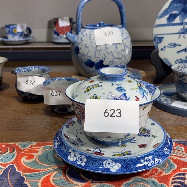 青花瓷景德镇手绘手工蝴蝶三才盖碗