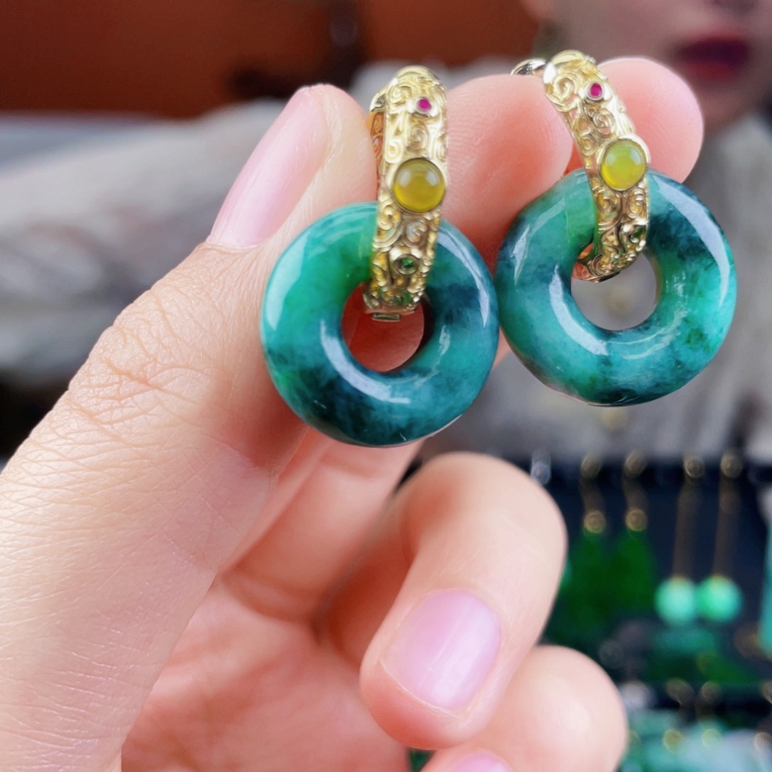 翡翠未镶嵌耳饰饰品