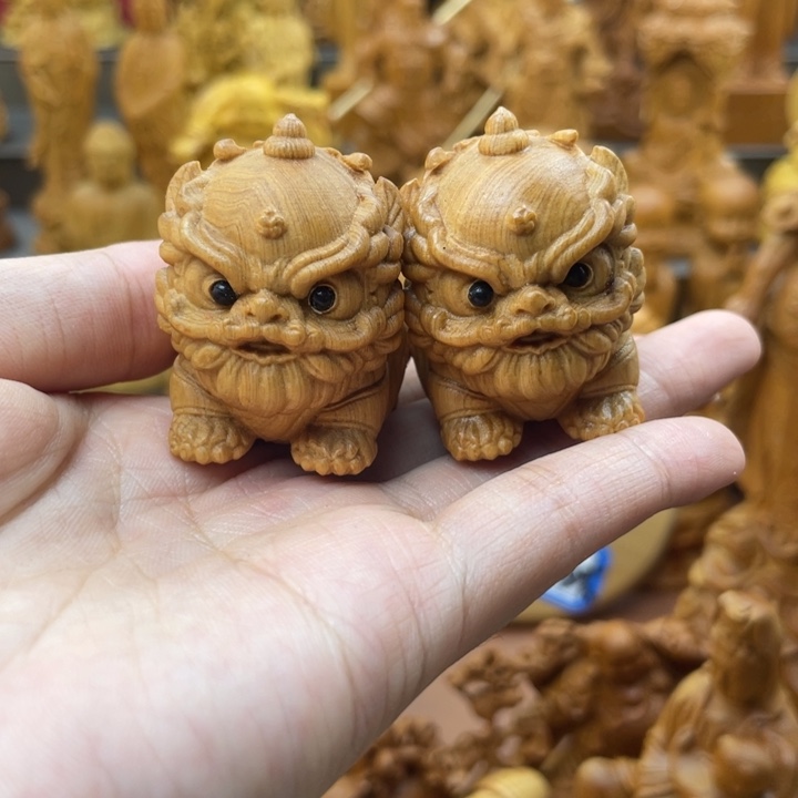 崖柏小舞狮一对价格