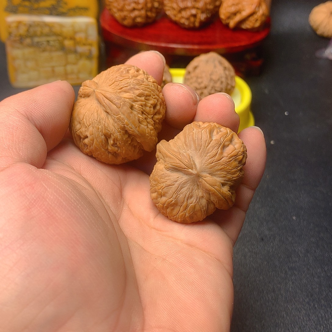 文玩核桃把件39尺元宝